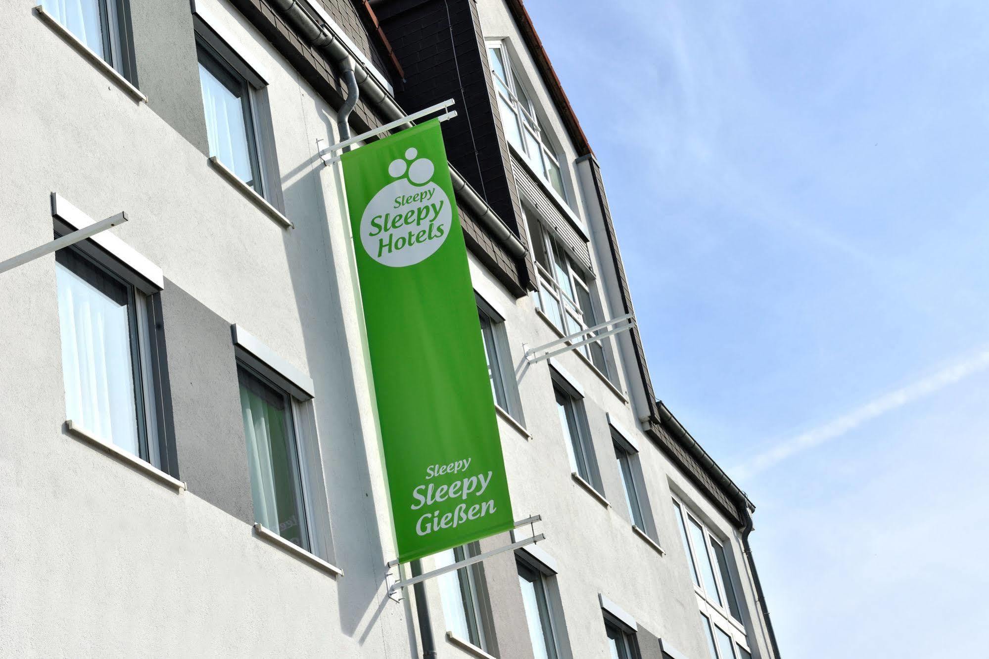 Sleepysleepy Hotel Giessen Exterior photo